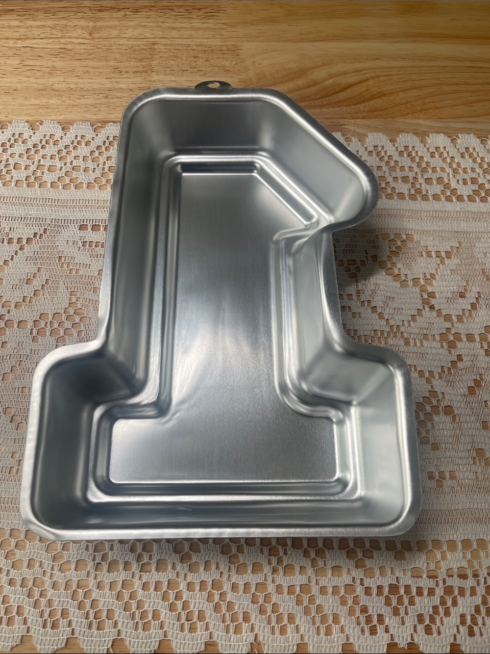 Number 1 Cake Pan - Silver Metallic